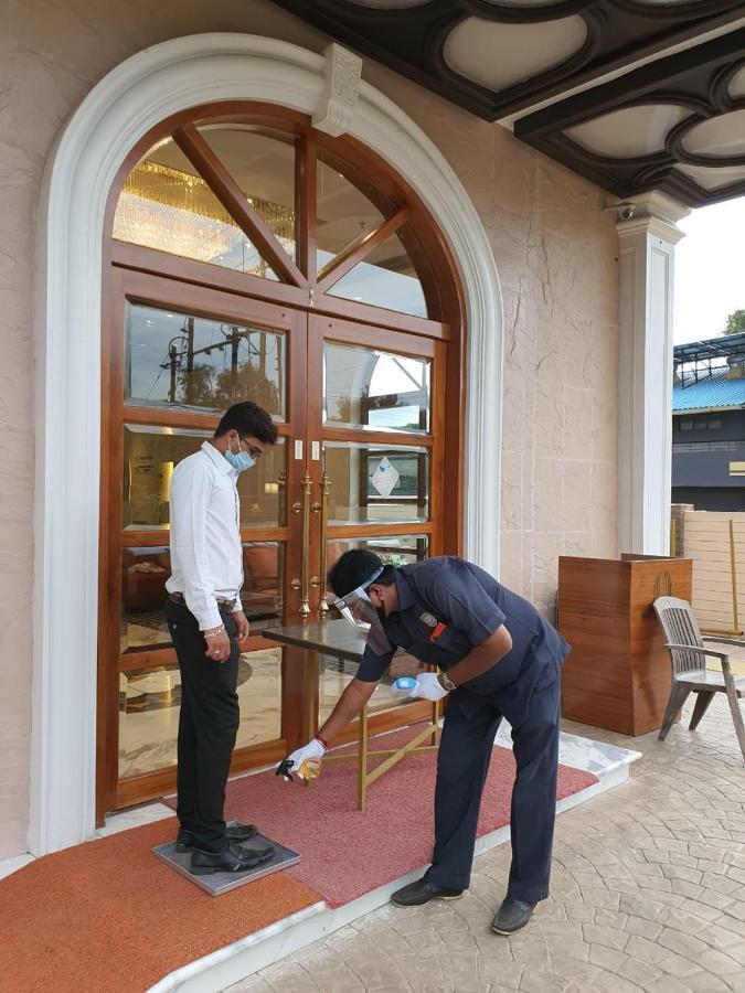 Hotel Mbc Citadel Nashik Esterno foto