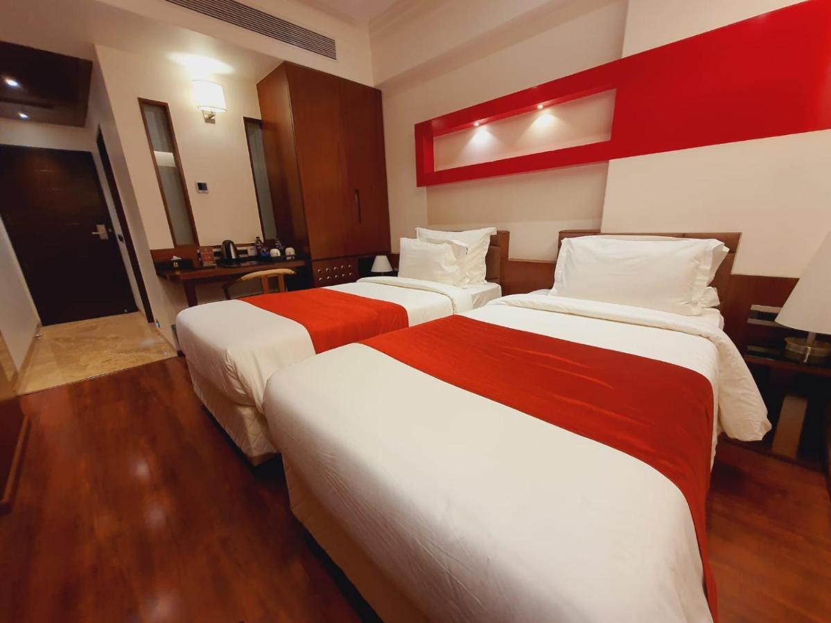 Hotel Mbc Citadel Nashik Esterno foto