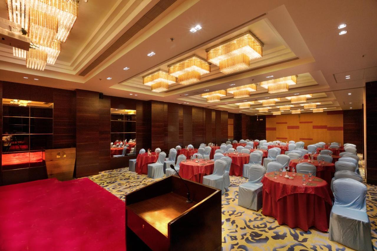 Hotel Mbc Citadel Nashik Esterno foto